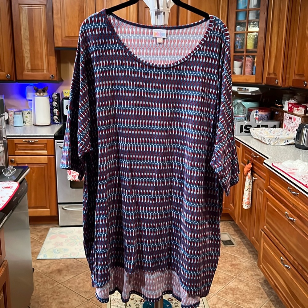 Lularoe Irma 3X red, white, and blue arrows